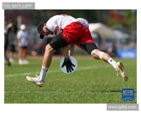 飞盘战术揭秘:成都飞盘队的进攻策略与团队协作分析 飞盘战术揭秘:成都飞盘队的进攻策略与团队协作分析